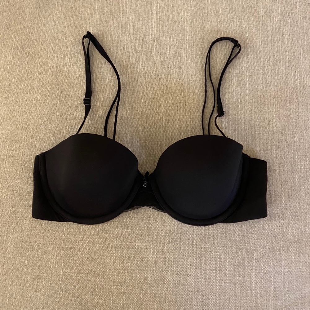 Victoria’s Secret Strapless Bra
